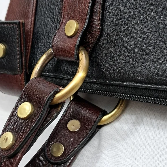 BESSEL Black & Brown Genuine Leather Shoulder Bag – Multi-Pocket, Brass Hardware - Picture 8 of 11